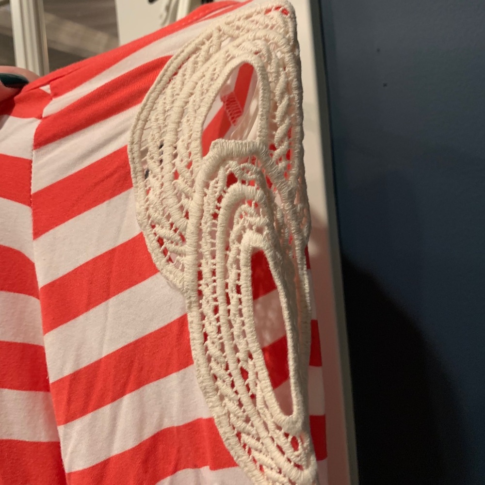 Striped top - Picture 3 of 3